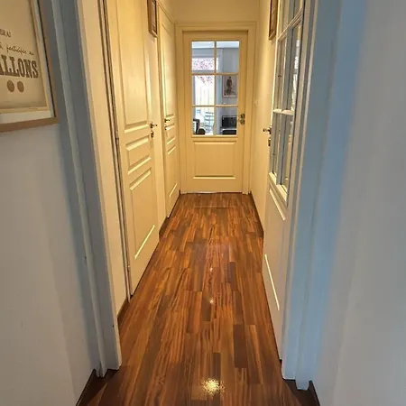 La Liberte, Loft 90 M2 Renove Centre-ville, Terrasse Amenagee, Jeux & Parking